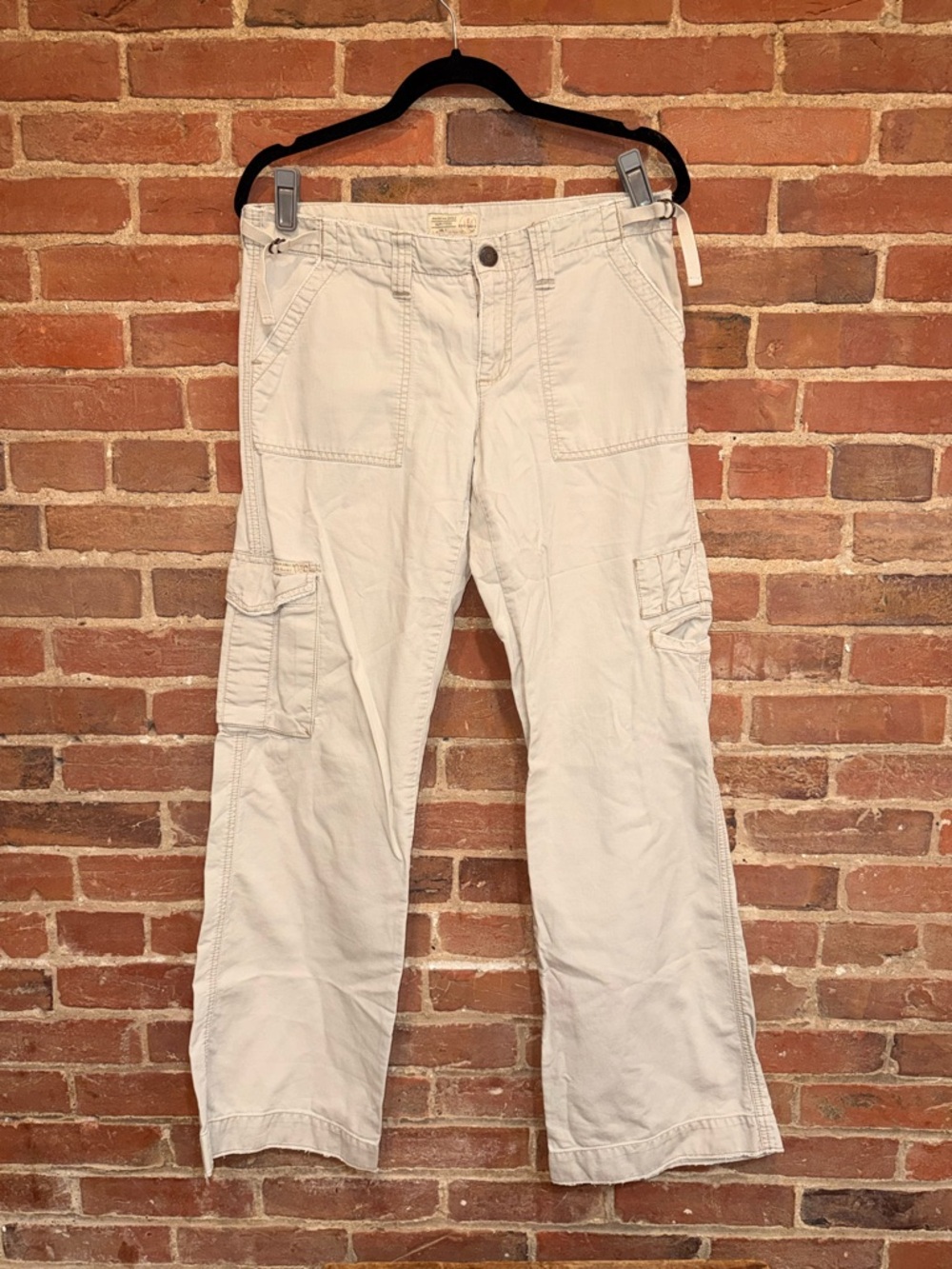 Vintage American Eagle Light Cream Cargo Pants with Utility Pockets